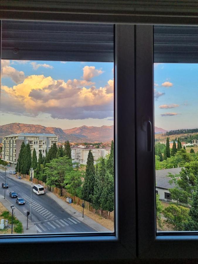 Riverside Apartment بودغوريتْسا المظهر الخارجي الصورة